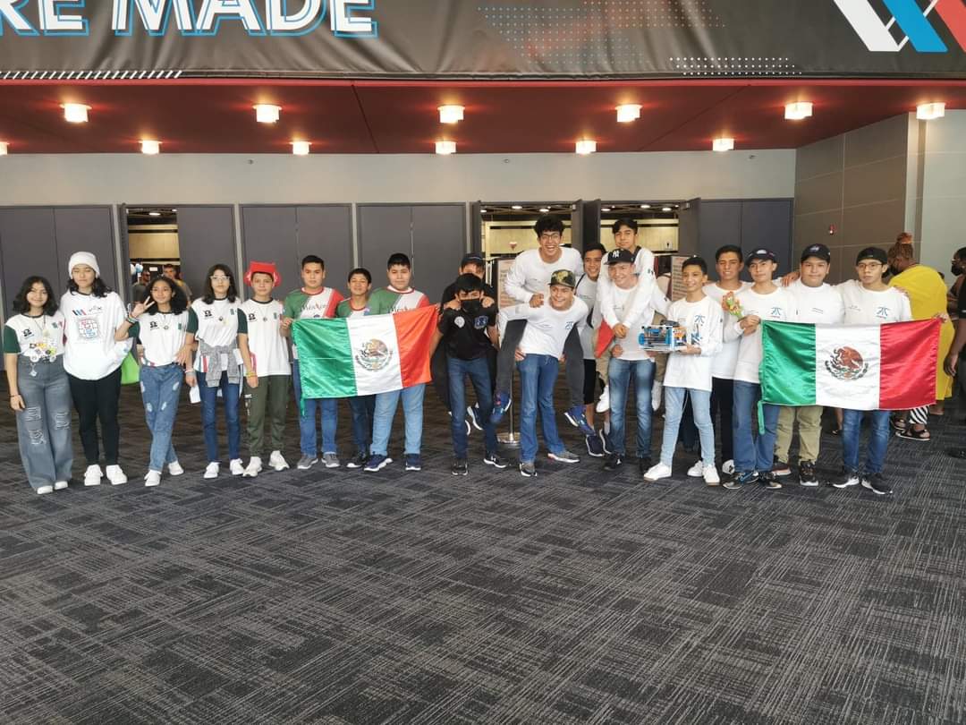 Finaliza con éxito paticipación de equipos Mexicanos en el Campeonato  Mundial de Robótica 2022 - VEX Robotics México